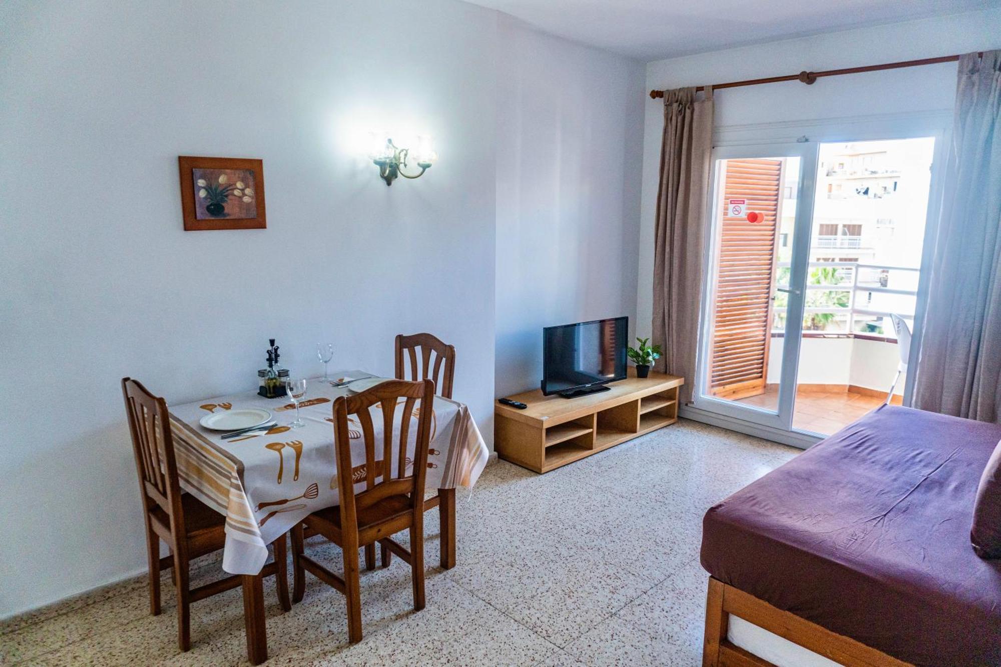 Eva Aparthotel Lloret de Mar Esterno foto